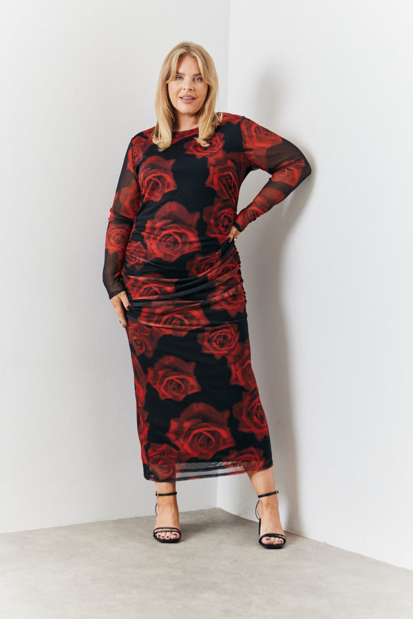 in the style In the Style Long Sleeve Ruched Midaxi Mesh Dress Black