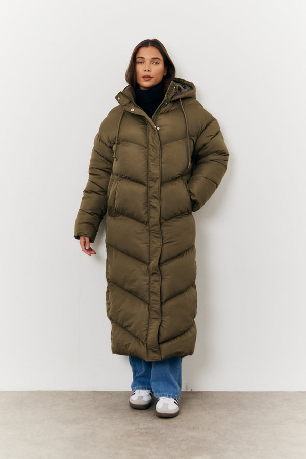 In The Style In The Style Longline Puffer Jacket Khaki