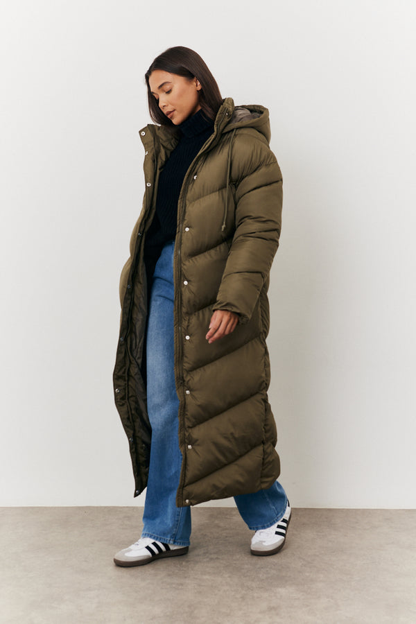 In The Style In The Style Longline Puffer Jacket Khaki