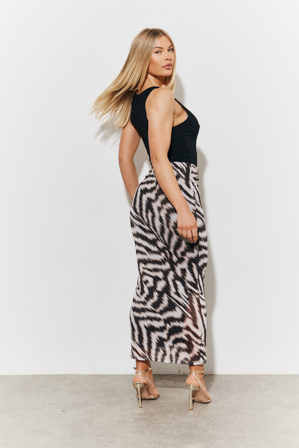 In The Style In The Style Magic Sculpting Printed Bodycon Midi Skirt Multi