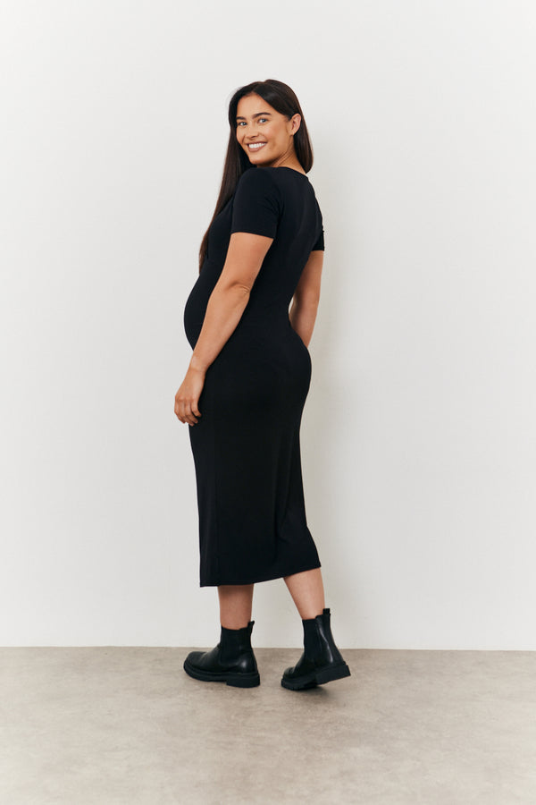In The Style In The Style Maternity Short Sleeve Midi Wrap Dress Black