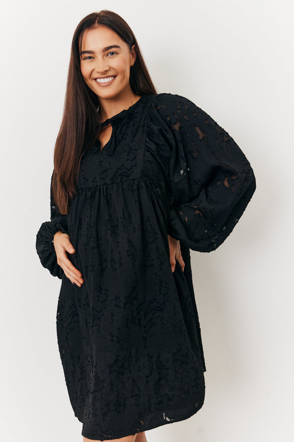 In The Style In The Style Maternity Tie Detail Smock Dress Black