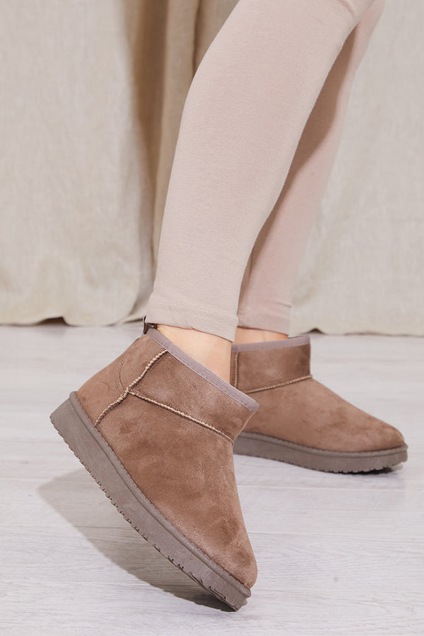 In The Style In The Style Mini Faux Suede Boot Black