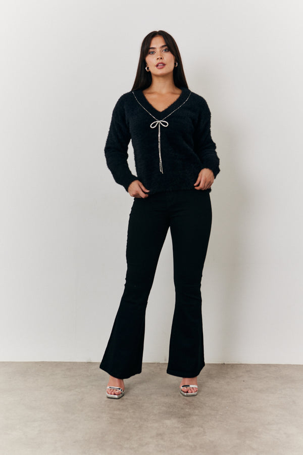 In The Style In The Style Mulitway Embellished Bow Detail Fluffy Knit Jumper Black