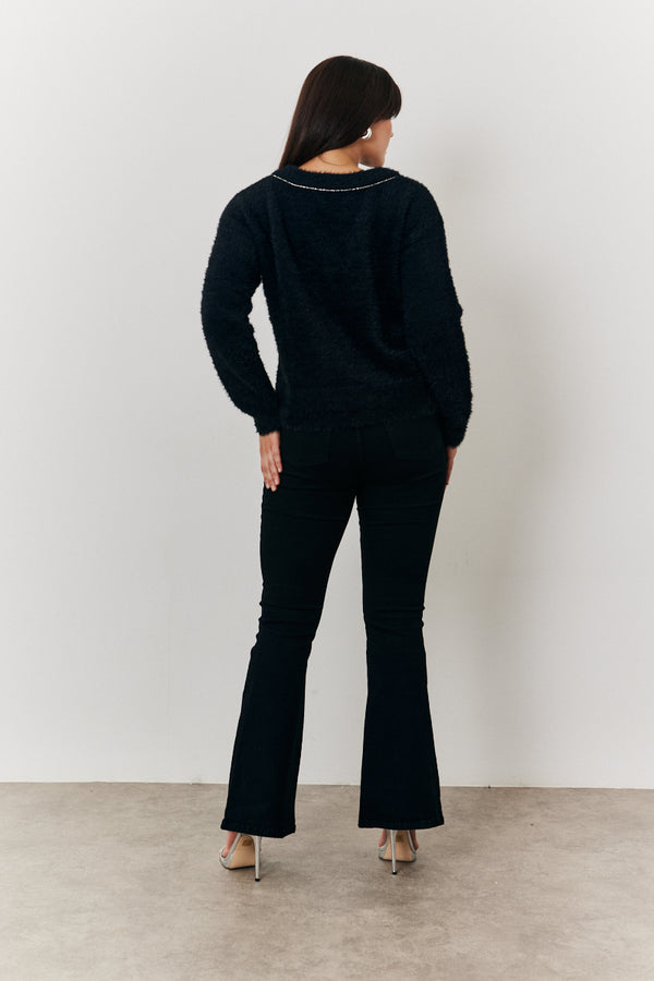 In The Style In The Style Mulitway Embellished Bow Detail Fluffy Knit Jumper Black