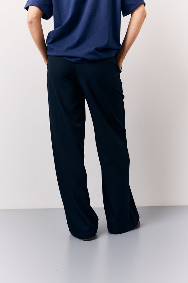 In The Style In The Style Navy Elasticated Waist Tailored Trouser Navy