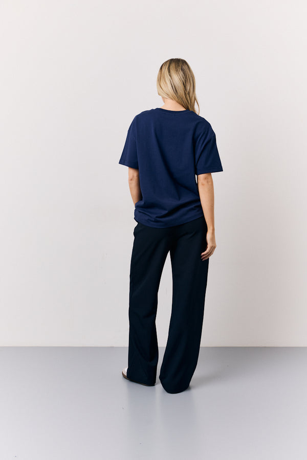 In The Style In The Style Navy Graphic Slogan T-Shirt Navy