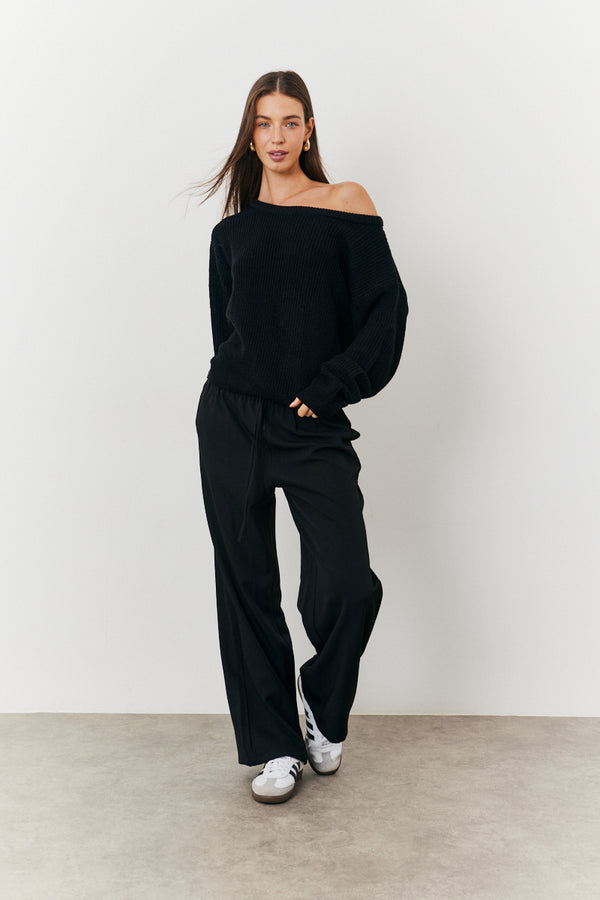 In The Style In The Style Off Shoulder Knit Jumper Black