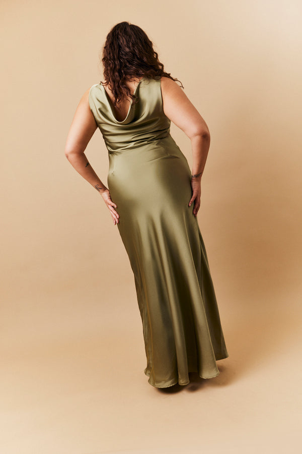 In The Style In The Style Olive Satin Cowl Back Maxi Dress Olive