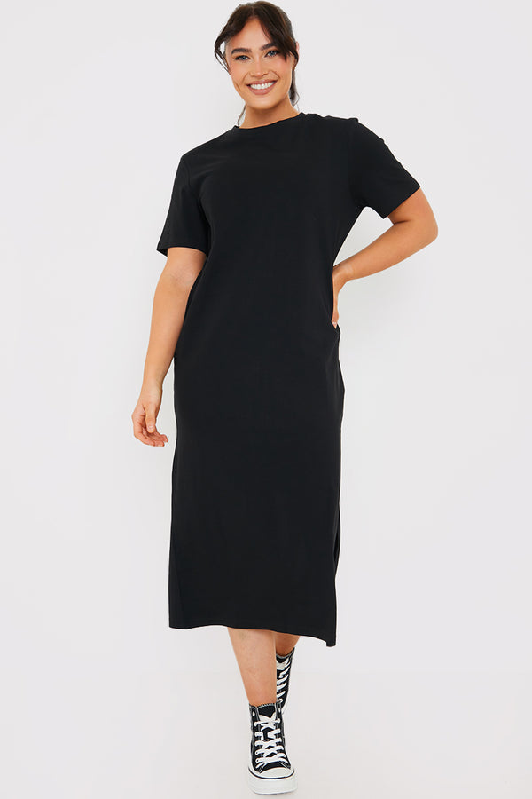 in the style In The Style Oversized Midaxi T-Shirt Dress Black