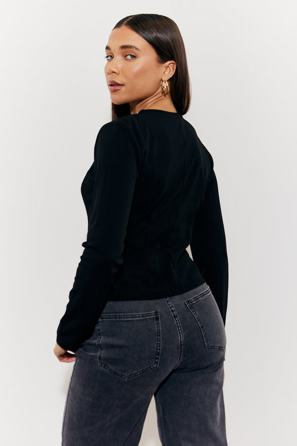 In The Style In The Style Pearl Trim Top With Cut Out Black