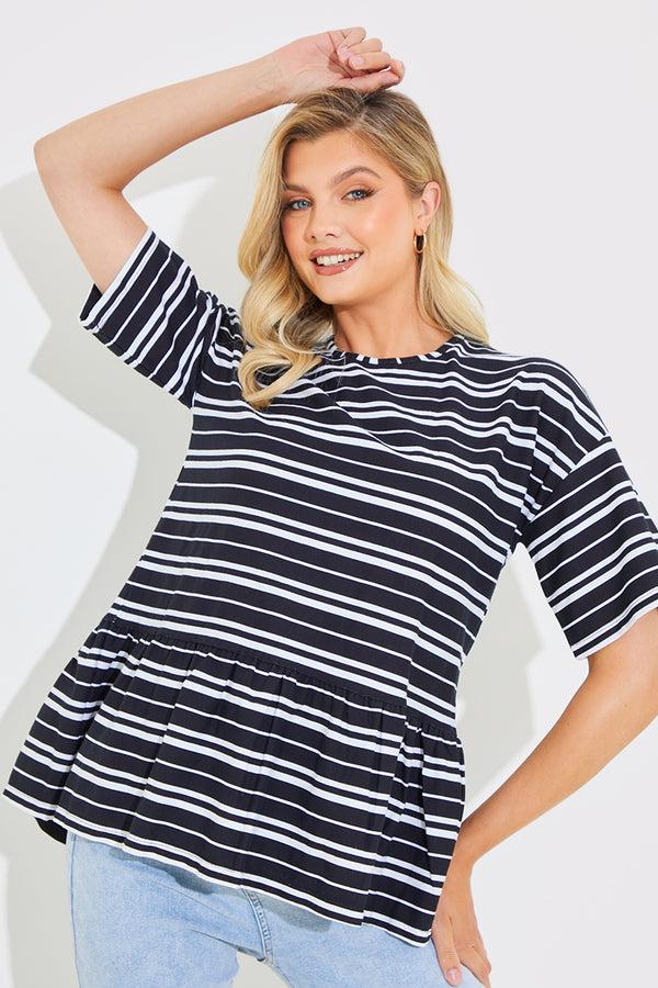 In The Style In The Style Peplum Hem Dropped Shoulder Tshirt Black