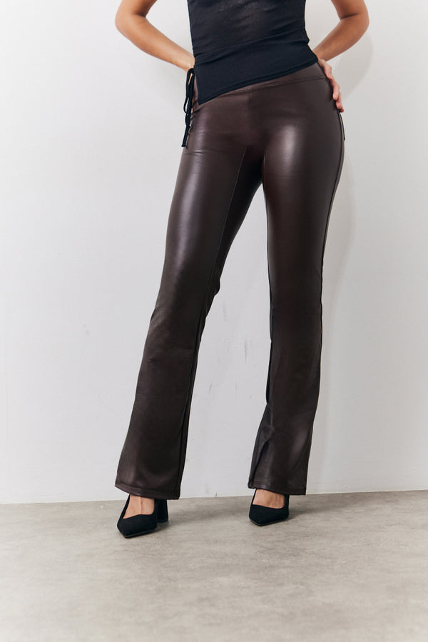 In The Style In The Style Perfect Sculpting High Waisted Leather Look Flare Chocolate