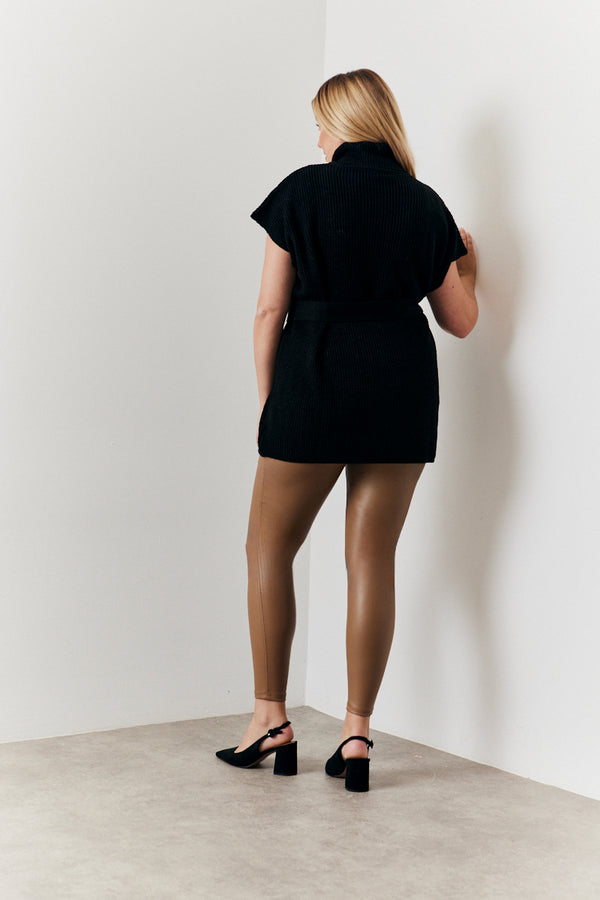 In The Style In The Style Perfect Sculpting High Waisted Leather Look Leggings Camel