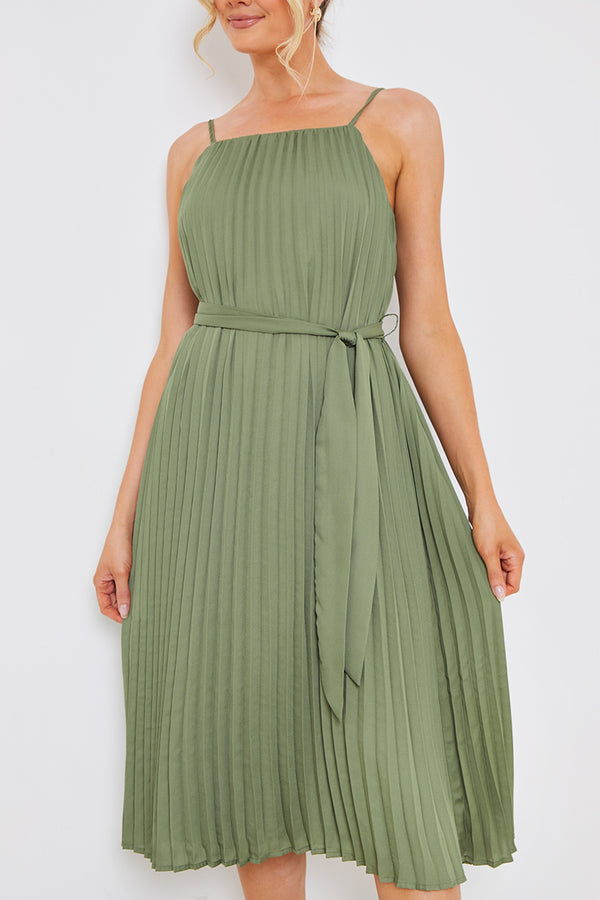 In The Style In The Style Pleated Belt Detail Midi Dress Green