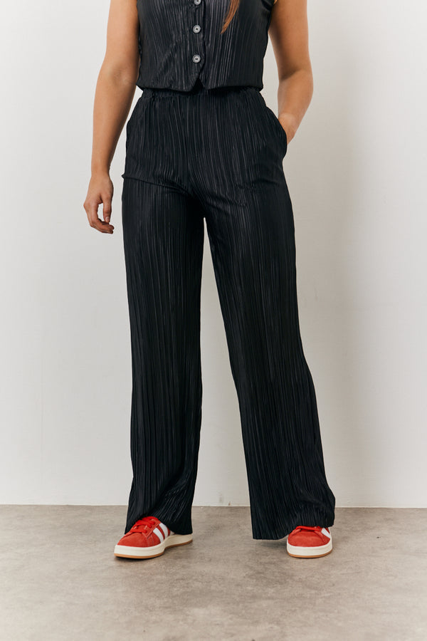 In The Style In The Style Plisse Wide Leg Co-Ord Trouser Black