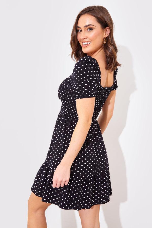 In The Style In The Style Polka Dot Shirred Bust Puff Sleeve Swing Dress Black