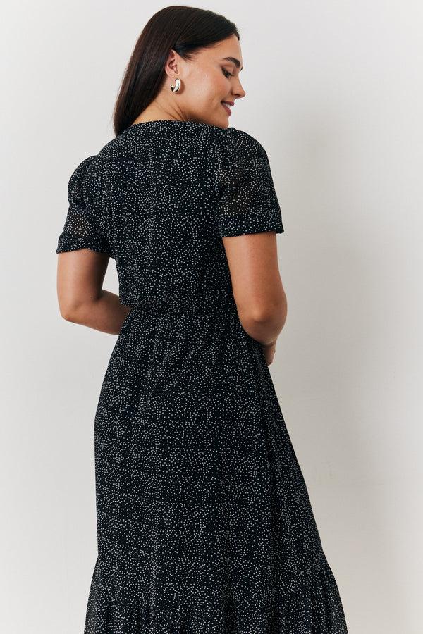 In The Style In The Style Polka Dot V Neck Puff Sleeve Midaxi Dress Black