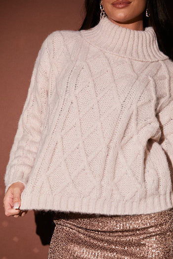 In The Style In The Style Premium Cable Knit Roll Neck Jumper Pink