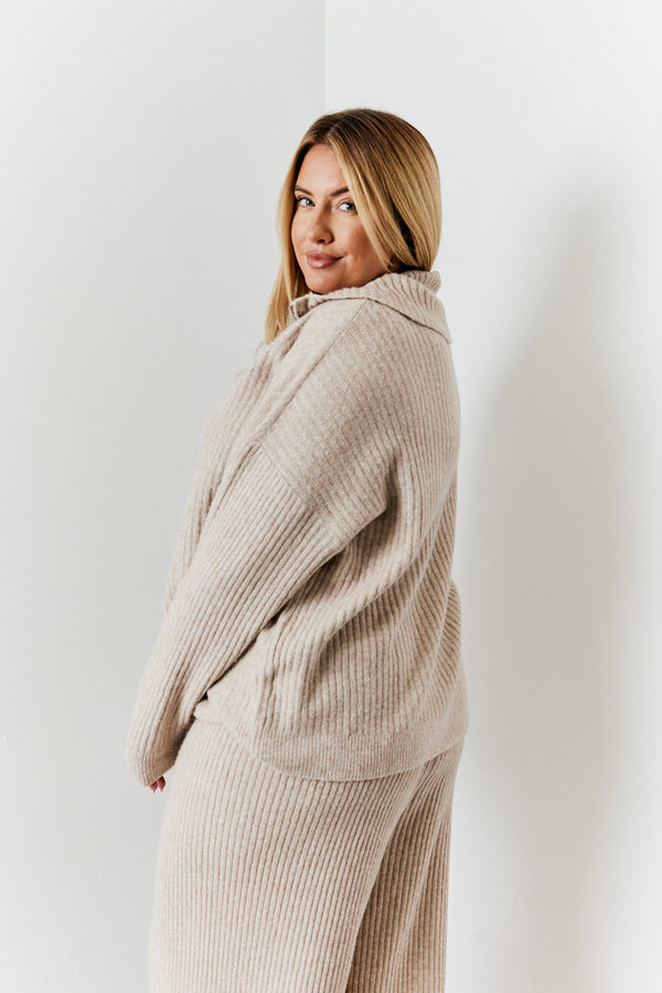 In The Style In The Style Quarter Zip Knitted Co-Ord Jumper Camel