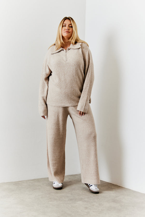 In The Style In The Style Quarter Zip Knitted Co-Ord Jumper Camel
