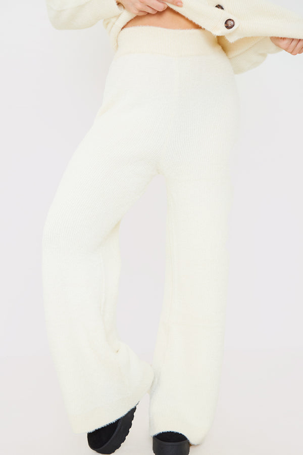 In The Style In The Style Recycled Fluffy Knitted Co Ord Trouser White