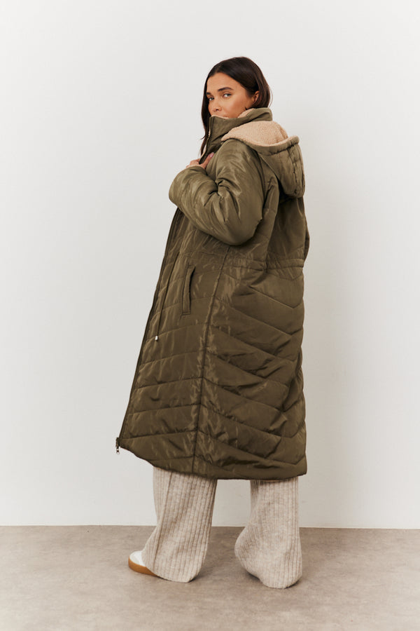 In The Style In The Style Recycled Reversible Longline Borg Puffer Coat Khaki