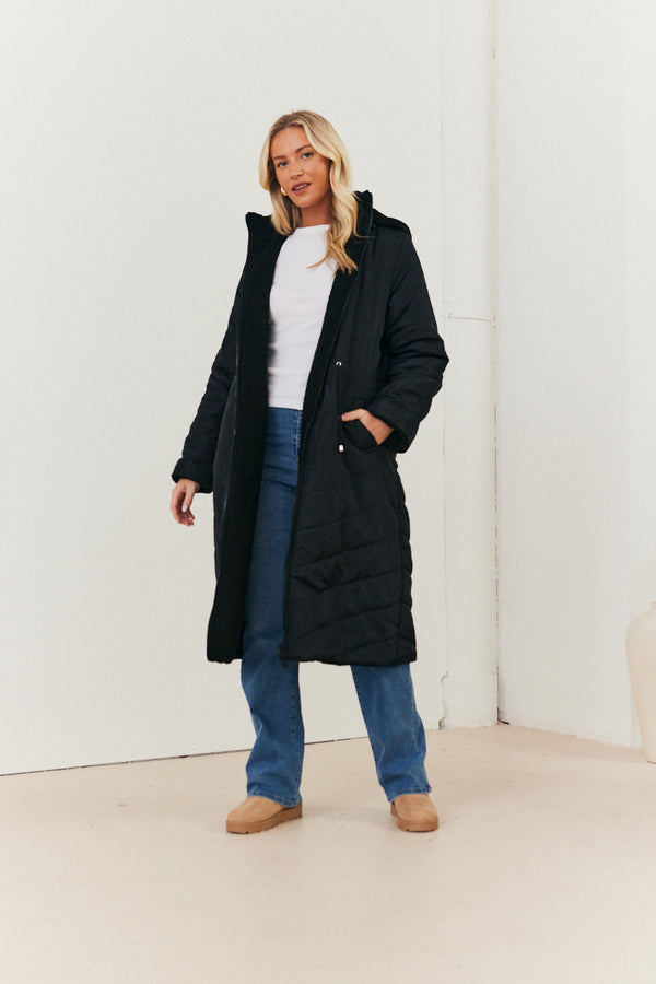 In The Style In The Style Recycled Reversible Longline Borg Puffer Coat Black