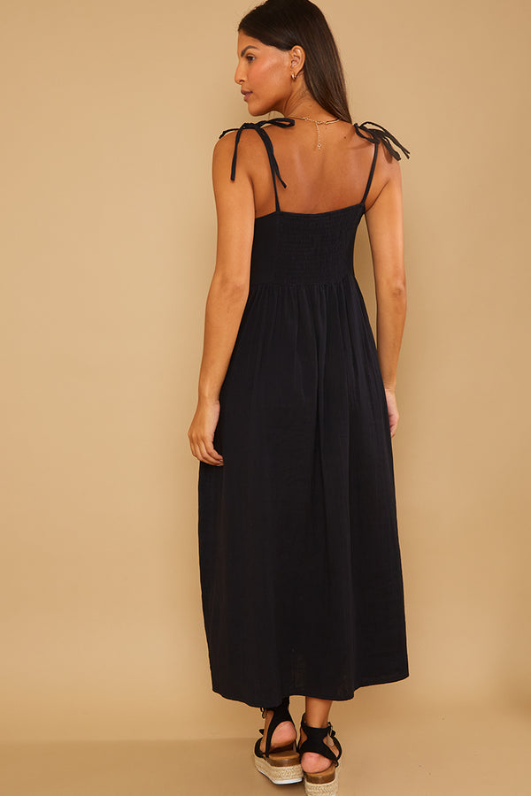 In The Style In The Style Recycled Shirred Crochet Detail Midaxi Dress Black