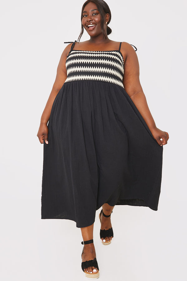 In The Style In The Style Recycled Shirred Crochet Detail Midaxi Dress Black