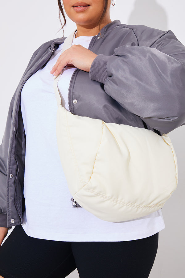 In The Style In The Style Relaxed Style Cross Body Bag Cream