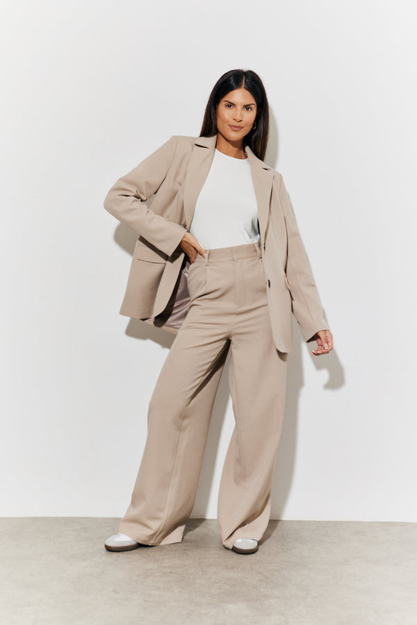 In The Style In The Style Relaxed Tailored Blazer Taupe