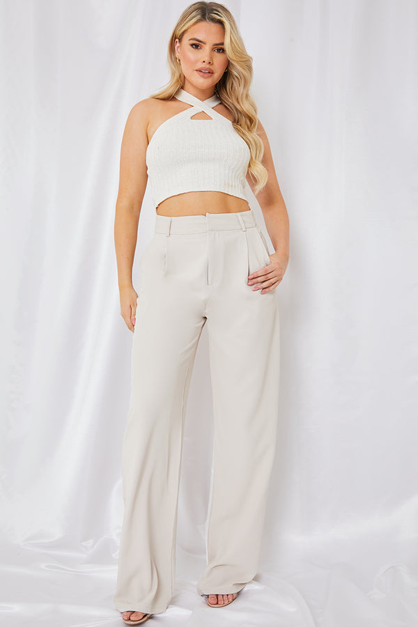 In The Style In The Style Ribbed Halter Neck Top Cream