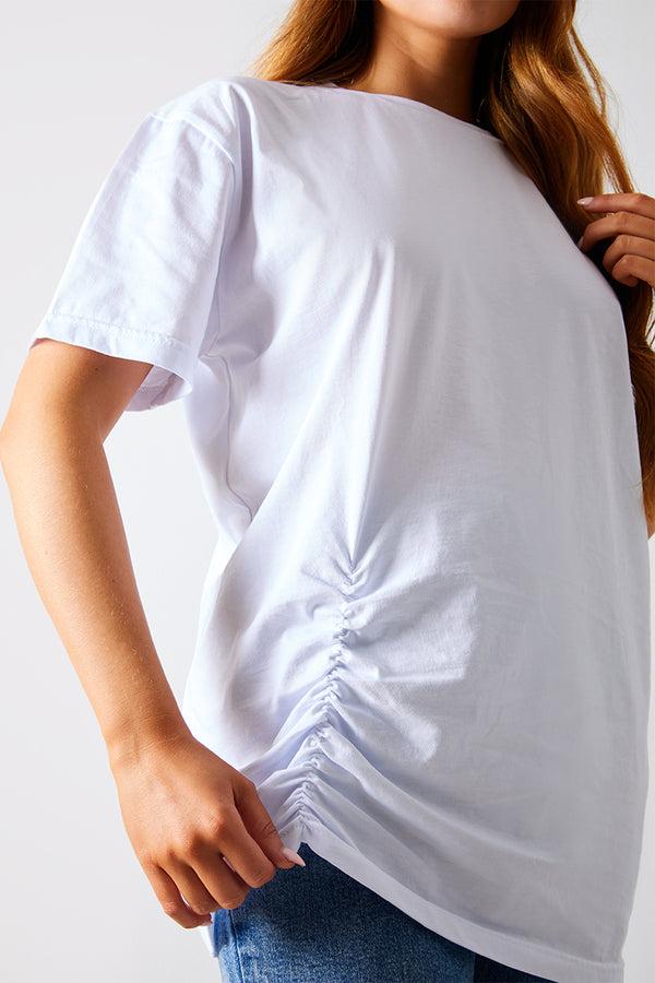 In The Style In The Style Ruched Longline Aysmmetric T-Shirt White