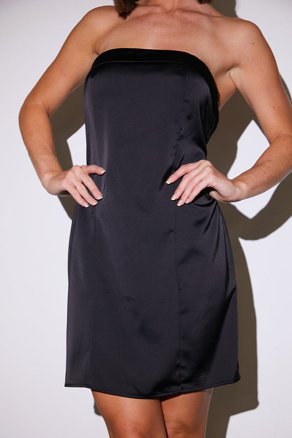 In The Style In The Style Satin Bandeau Mini Dress Black