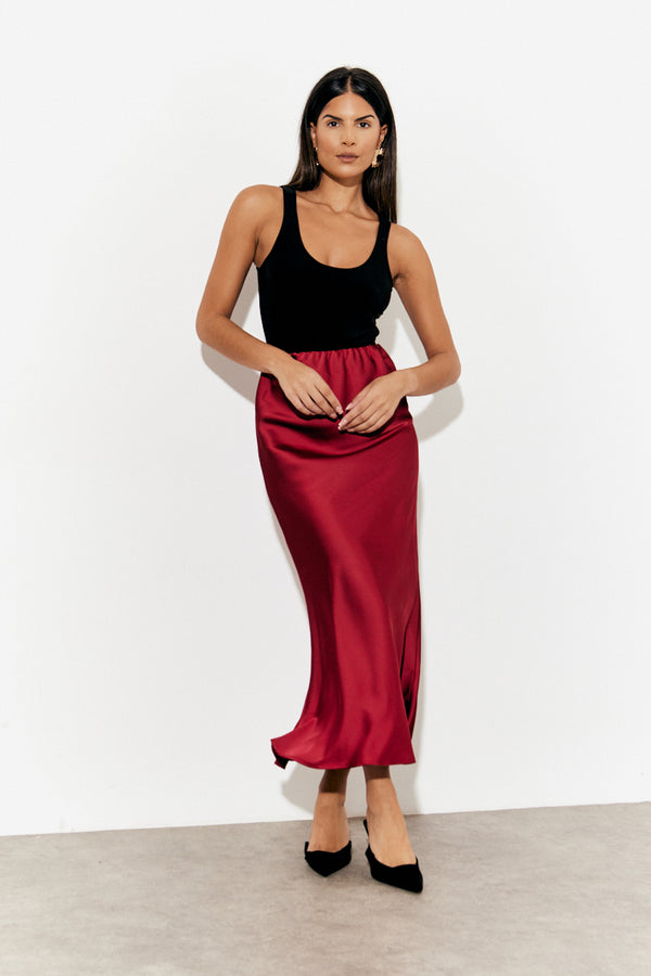 in the style In The Style Satin Midaxi Skirt Burgundy