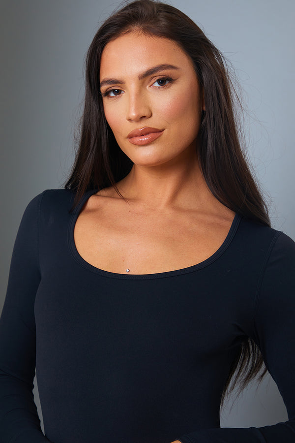 In The Style In The Style Scoop Neck Long Sleeve Unitard Black