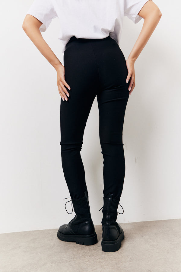 In The Style In The Style Seam Detail Trousers Black