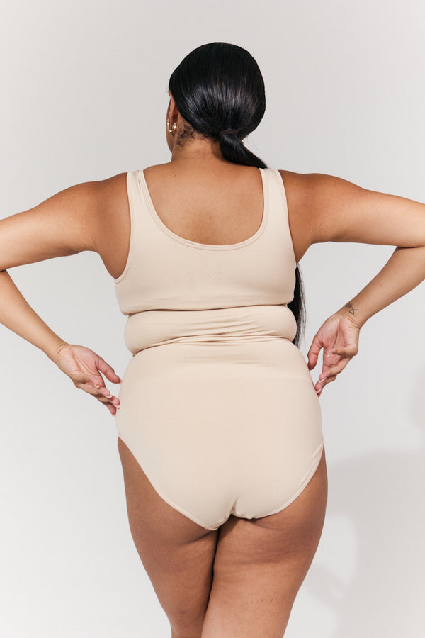 In The Style In The Style Seamless Snatched High Waist Shaper Pant Sand