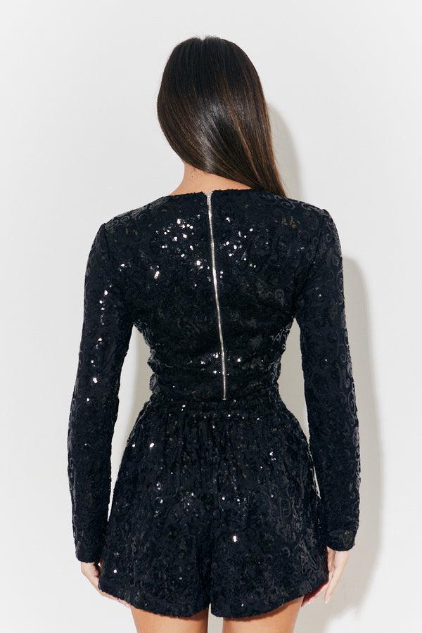 In The Style In The Style Sequin Lace Curve Hem Top Black