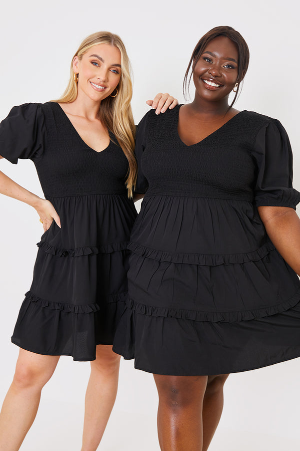 In The Style In The Style Shirred Smock Dress Black