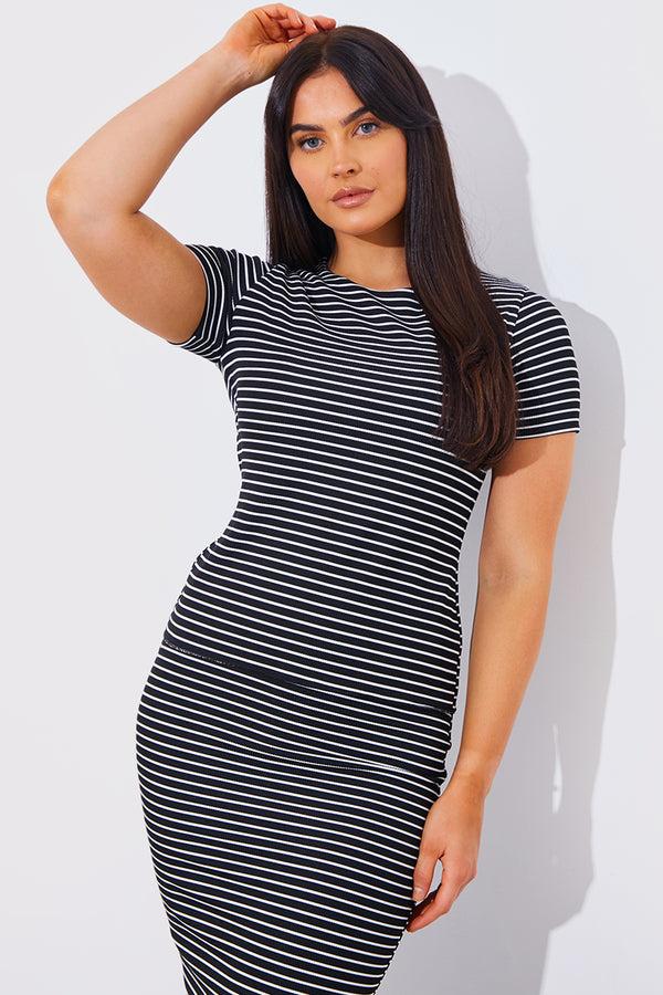 in the style In The Style Short Sleeve Stripe Reversible Co-Ord Top Black