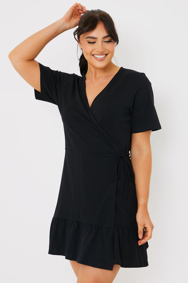 in the style In The Style Short Sleeve Wrap Swing Dress Black