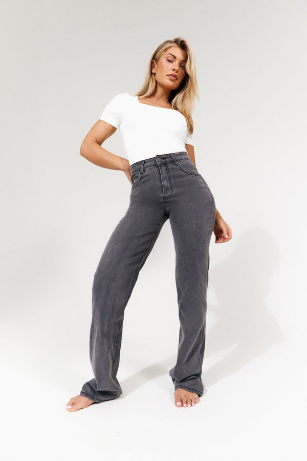 in the style In The Style Sienna Straight Leg Jean Grey