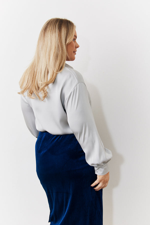 In The Style In The Style Silver Satin Shirt Silver