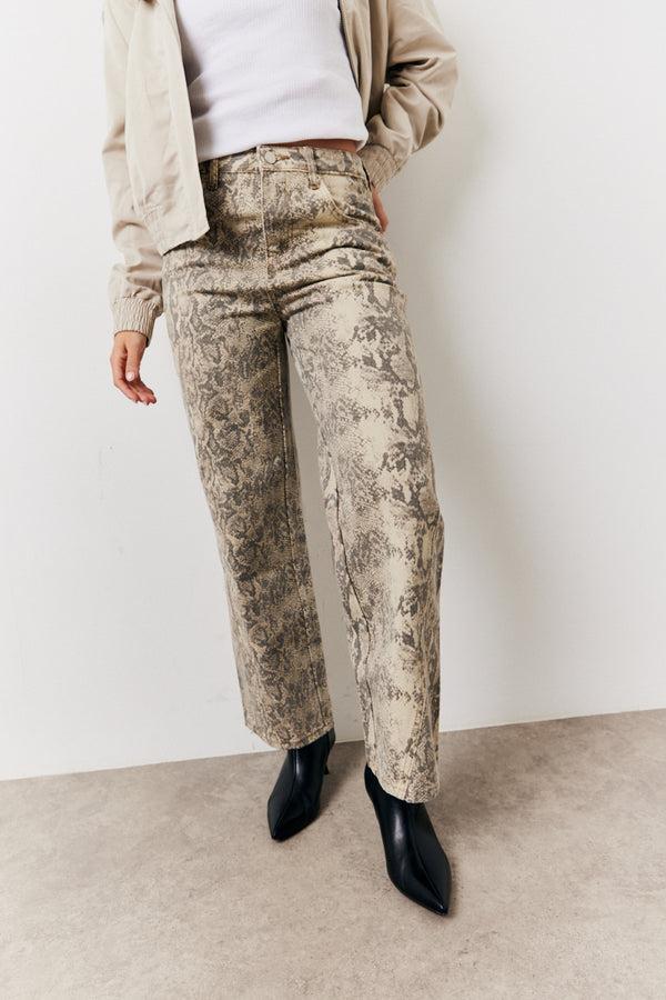 In The Style In The Style Snake Print Straight Leg Jeans Brown