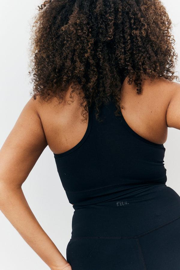 In The Style In The Style Soft Touch Cross Over Band Detail Medium Support Sports Bra Black