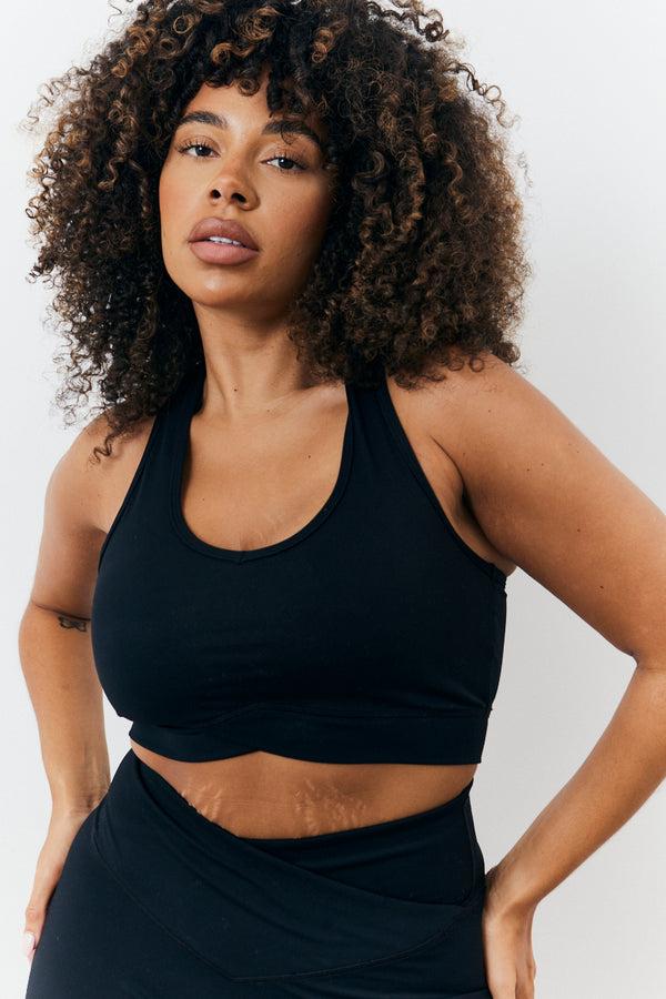 in the style In The Style Soft Touch Cross Over Band Detail Medium Support Sports Bra Black