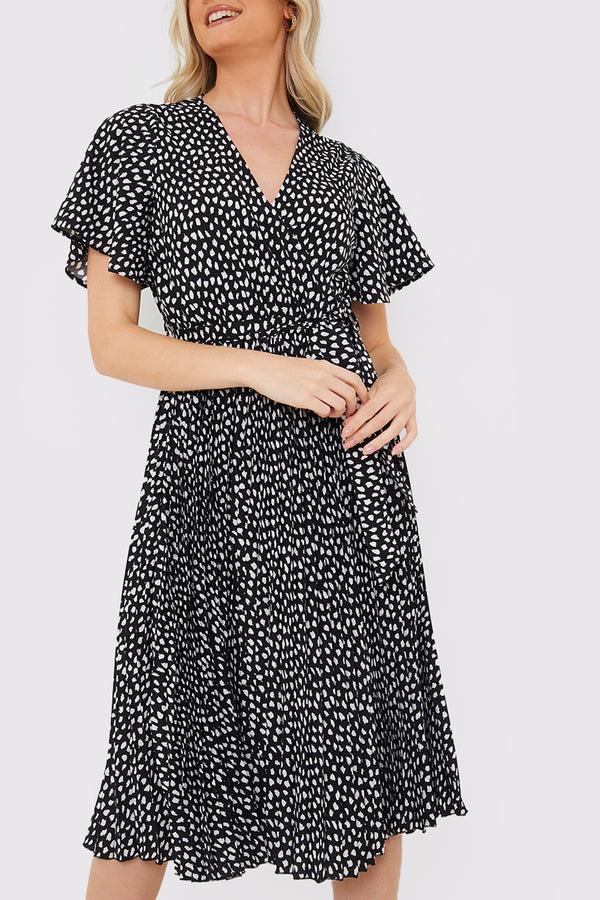 In The Style In The Style Spot Pleated Midi Dress Black