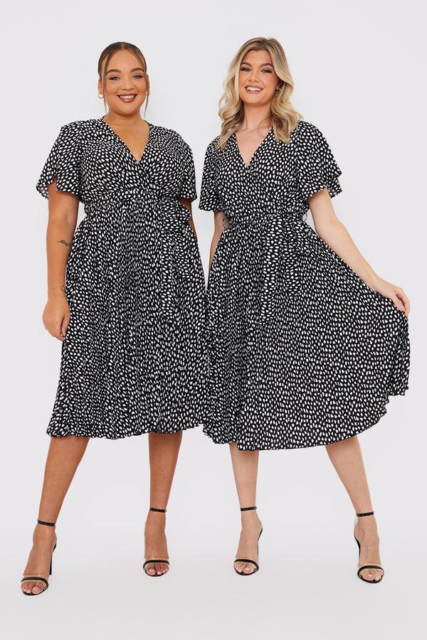 in the style In the Style Spot Pleated Midi Dress Black